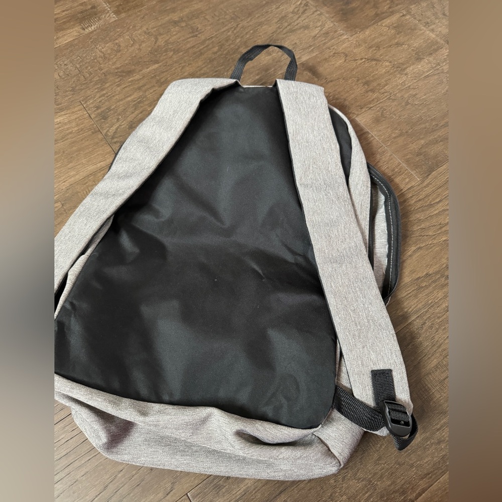 Backpack - Picture 2 of 3